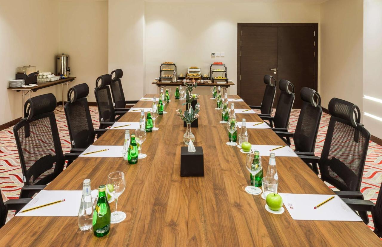 Best Western Plus Al Qurayyat City Center Ngoại thất bức ảnh