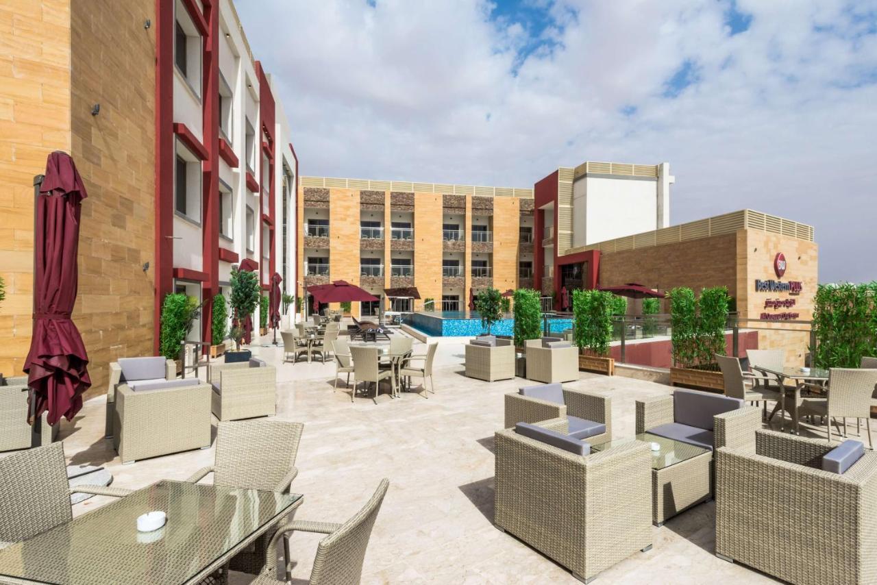 Best Western Plus Al Qurayyat City Center Ngoại thất bức ảnh
