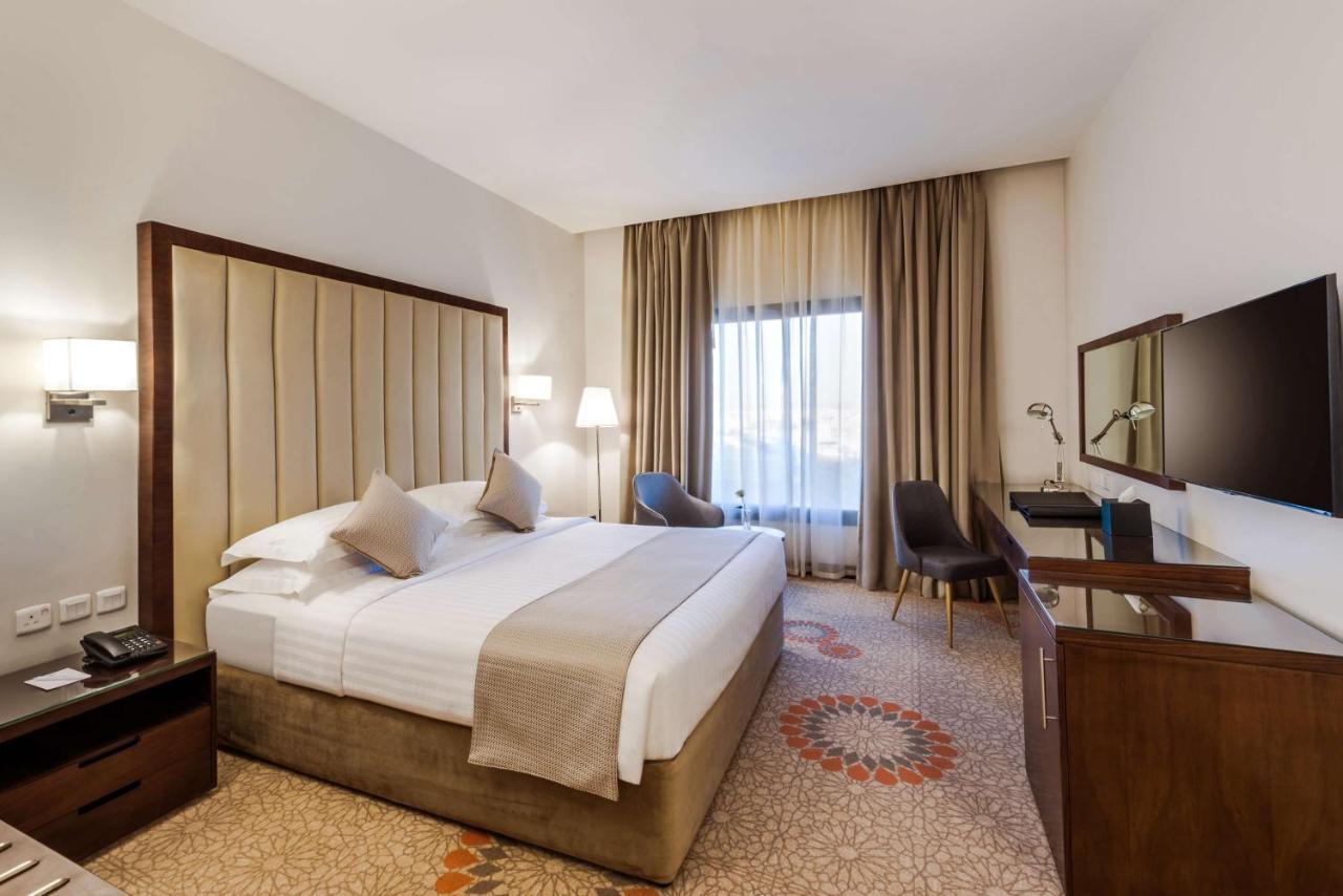 Best Western Plus Al Qurayyat City Center Ngoại thất bức ảnh